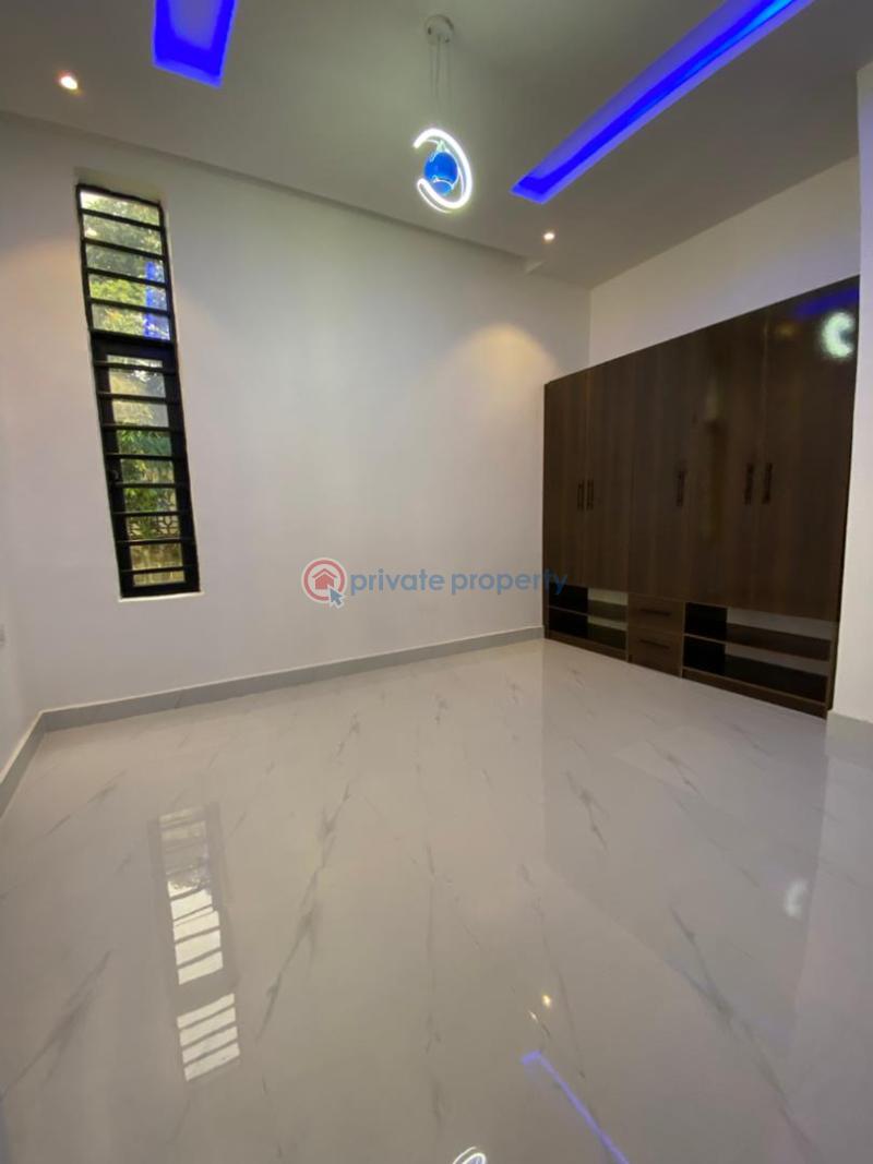 4 bedroom Detached Duplex For Sale Chevron Lekki Phase 2 Lagos - 4
