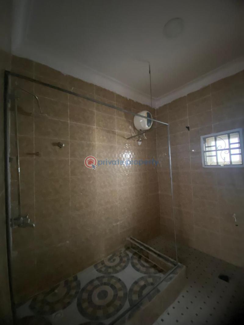 4 bedroom House For Rent Ologolo Lekki Phase 1 Lagos - 12