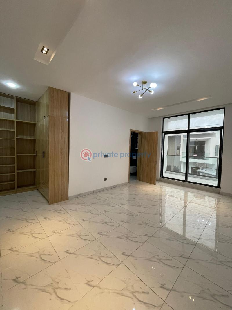 4 bedroom House For Rent Orchid Road Lekki Expressway Lagos - 11