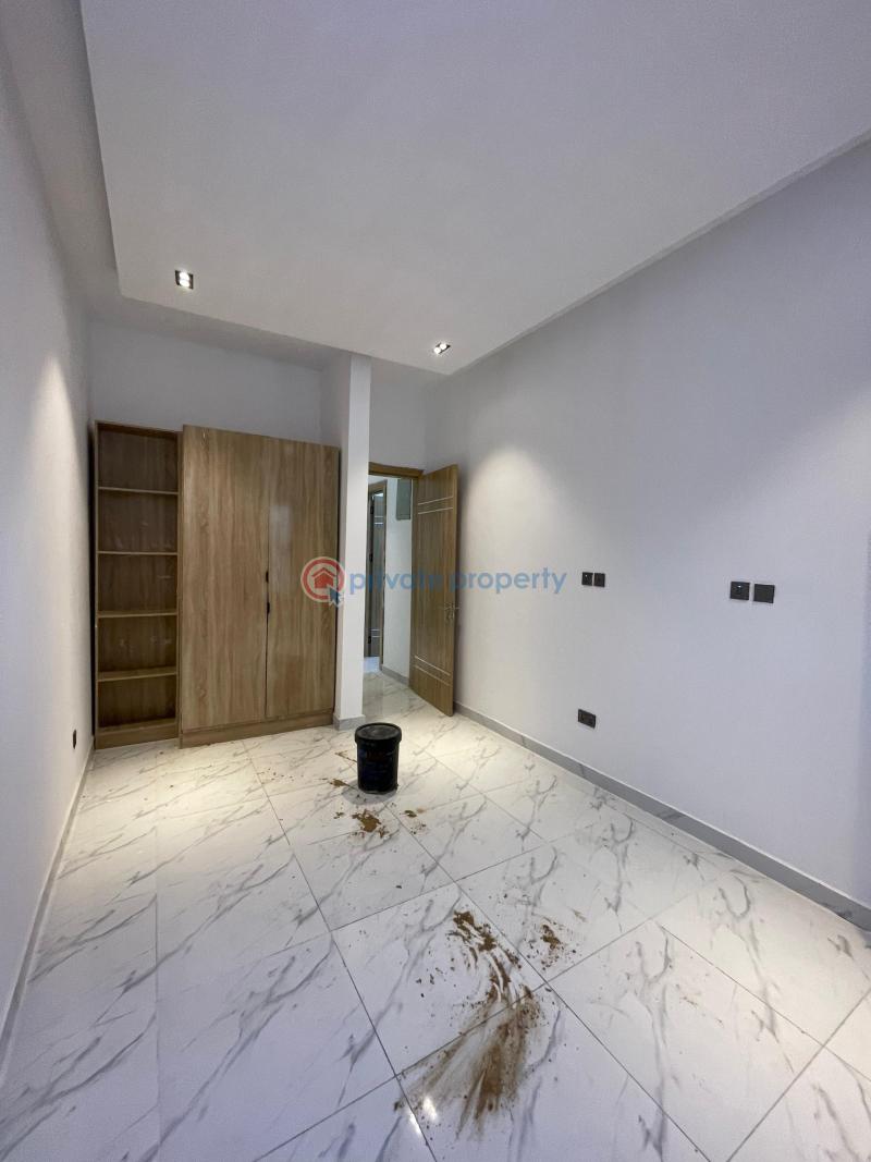 4 bedroom House For Rent Orchid Road Lekki Expressway Lagos - 5