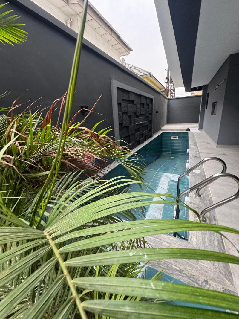 4 bedroom Detached Duplex For Sale Lekki Phase 1 Lagos - 11