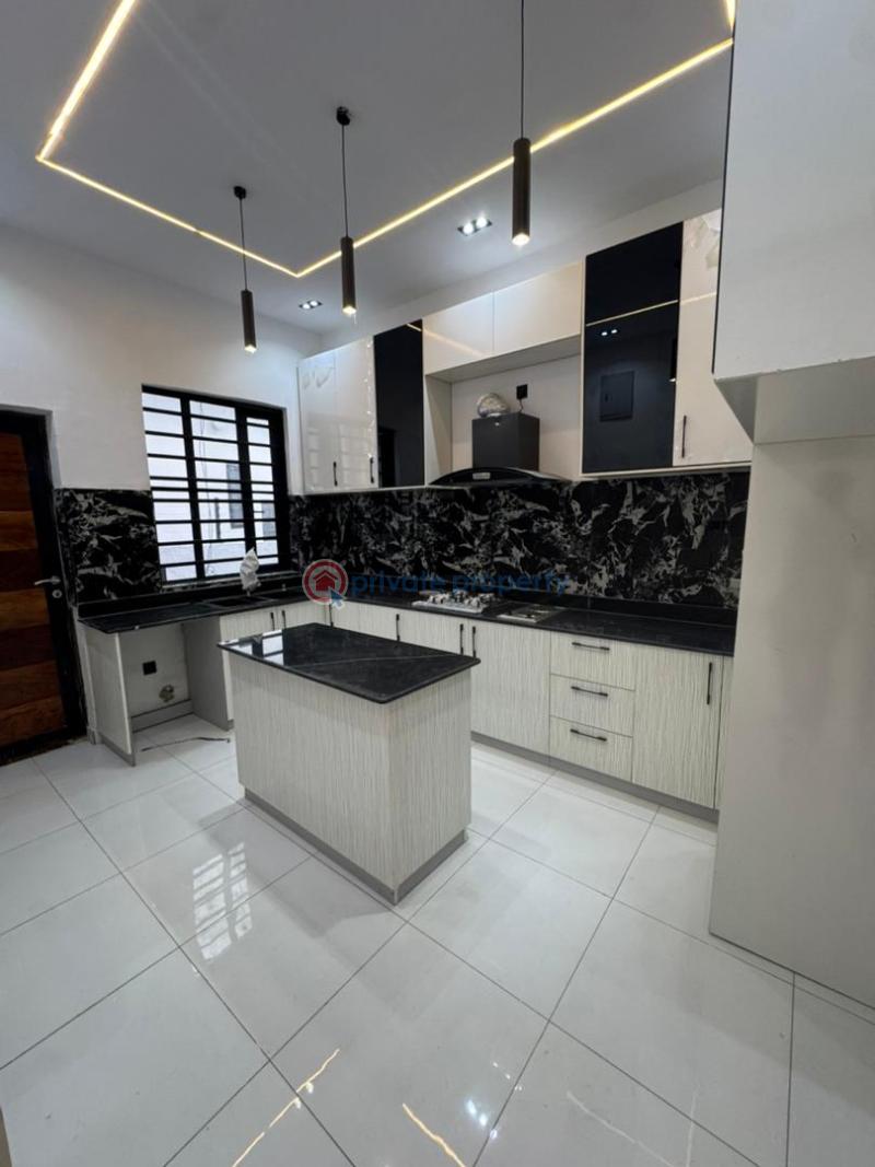 4 bedroom Semi detached Duplex For Sale Ajah Lekki Phase 2 Lekki Phase 2 Lagos - 4