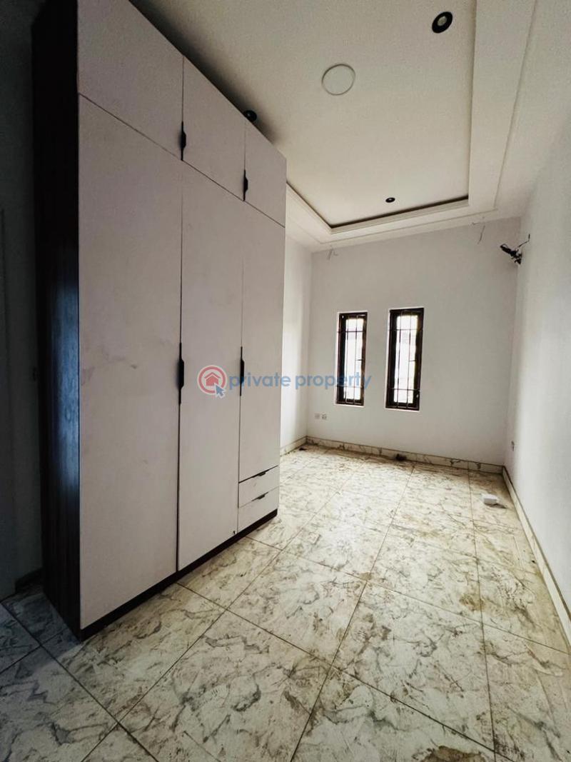 4 bedroom Semi detached Duplex For Sale Luxurious 4 Bedroom Semi Detached Duplex Plus Bq In A Serene Environment Magodo Kosofe/Ikosi Lagos - 21
