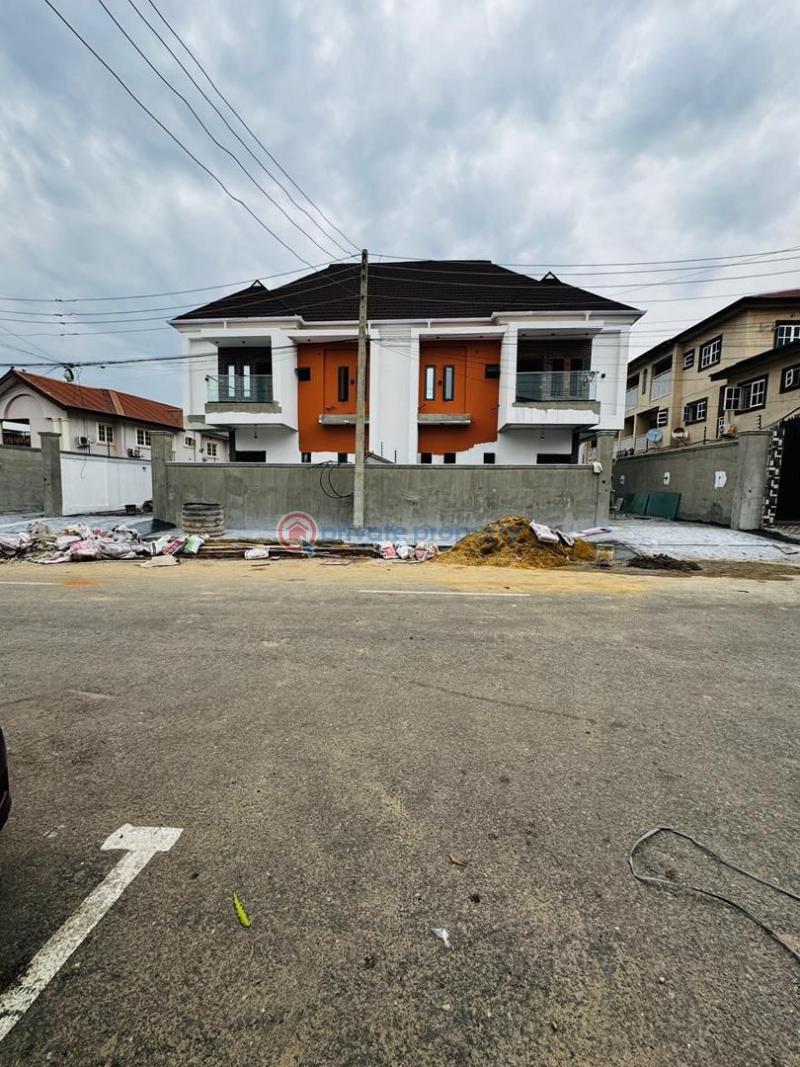 4 bedroom Semi detached Duplex For Sale Luxurious 4 Bedroom Semi Detached Duplex Plus Bq In A Serene Environment Magodo Kosofe/Ikosi Lagos - 1