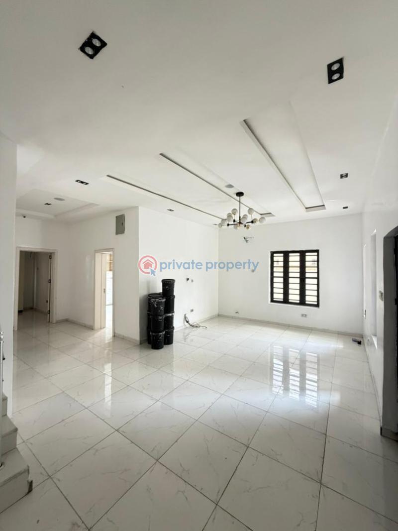 Luxurious 4 bedroom semi-detached duplex with bq - 1 4 bedroom Semi detached Duplex For Sale Chevron Lekki Phase 2 Lagos - 1