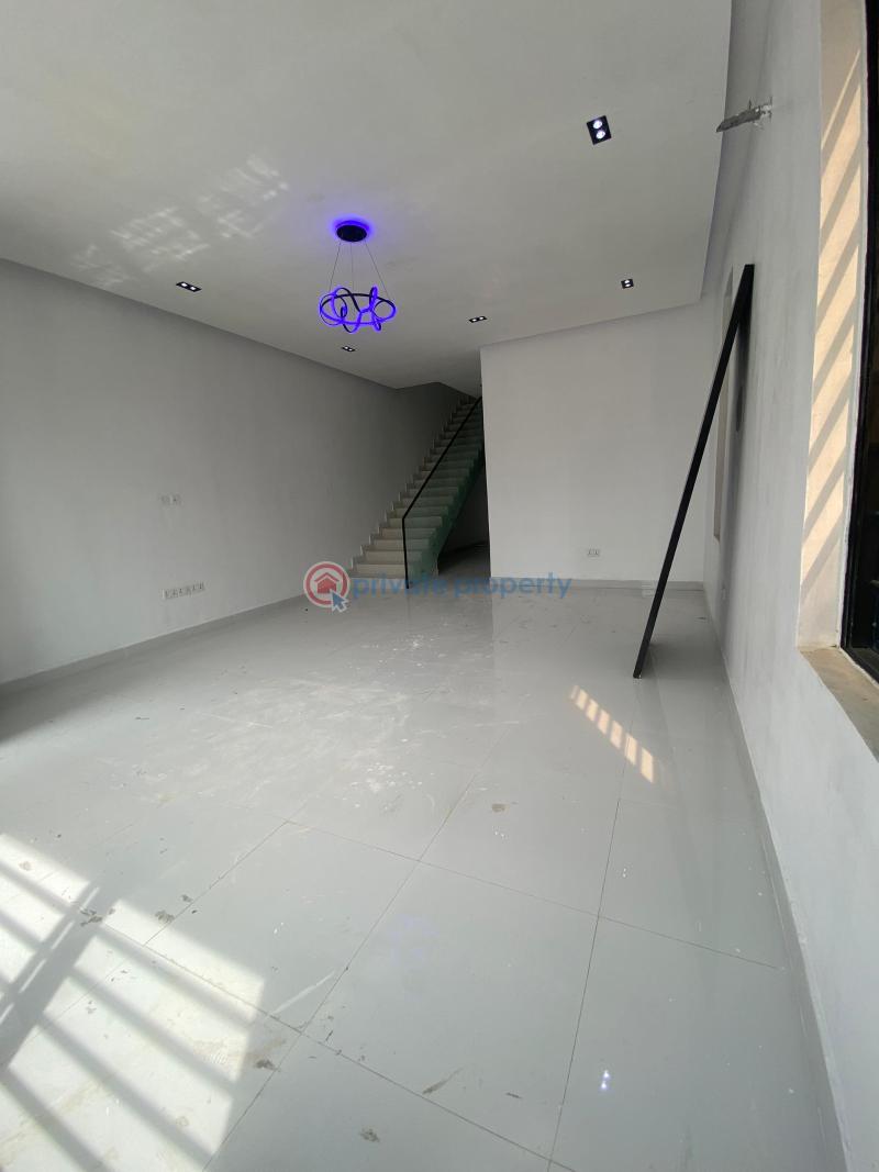 4 bedroom Semi detached Duplex For Sale Ikoya Lekki Phase 2 Lagos - 1