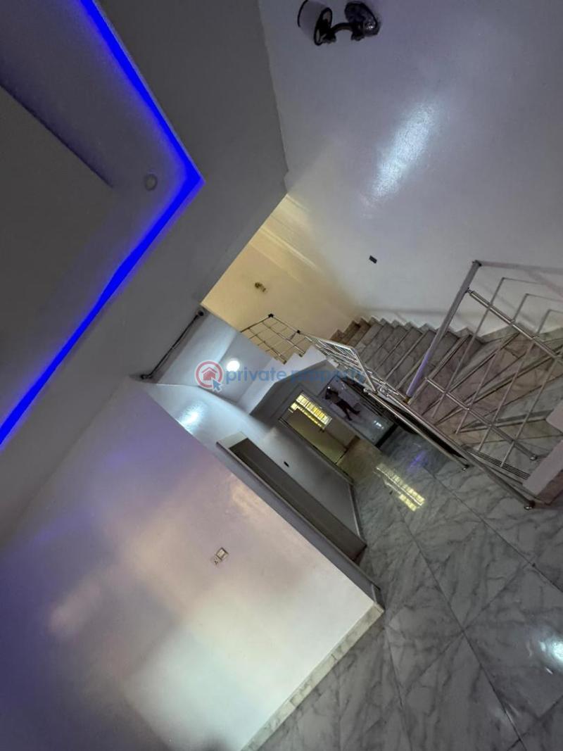 4 bedroom Semi detached Duplex For Sale Chevron Lekki Phase 2 Lagos - 6