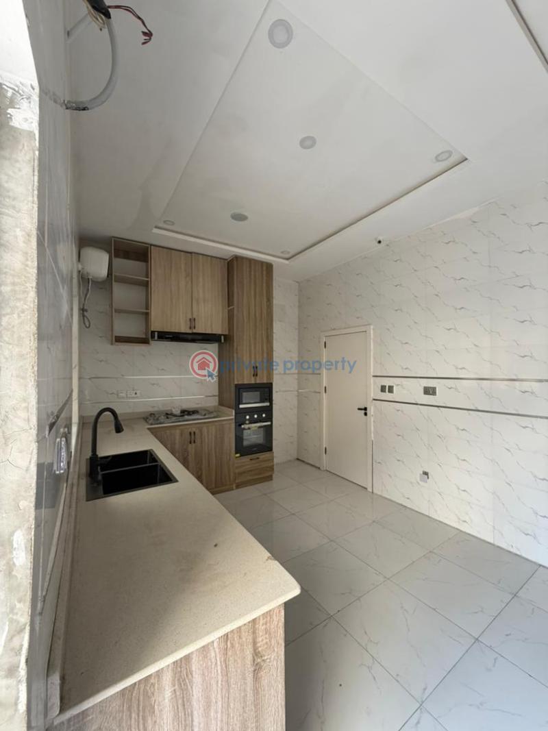 Luxurious 4 bedroom semi-detached duplex with bq - 7 4 bedroom Semi detached Duplex For Sale Chevron Lekki Phase 2 Lagos - 7