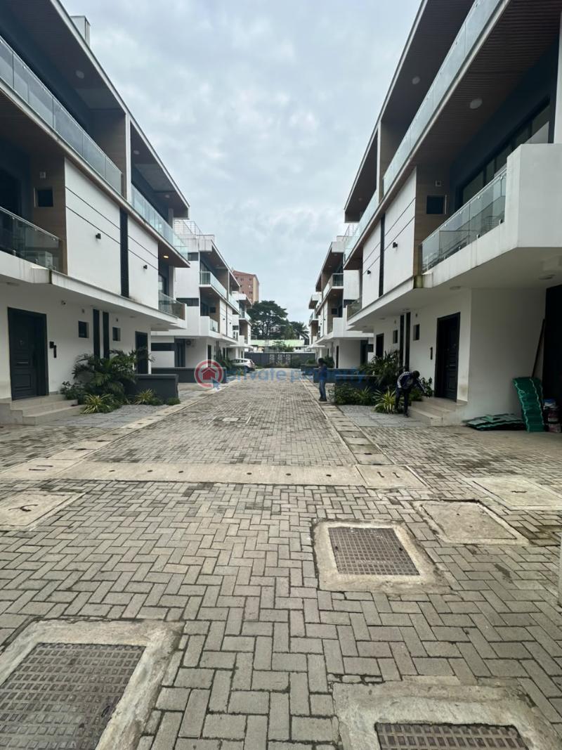 4 bedroom Semi detached Duplex For Rent Ikoyi Lagos - 0