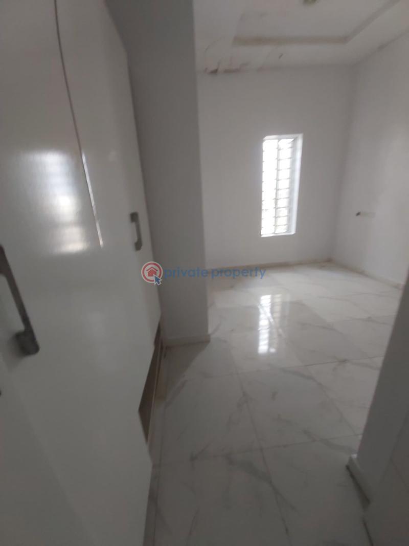 Luxurious 4 bedroom terrace duplex - 12 4 bedroom Terraced Duplex For Sale Ikota Gra Lekki Phase 2 Lagos - 12