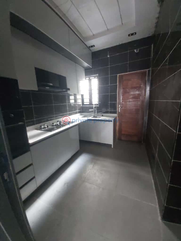 Luxurious 4 bedroom terrace duplex - 3 4 bedroom Terraced Duplex For Sale Ikota Lekki Phase 2 Lagos - 3