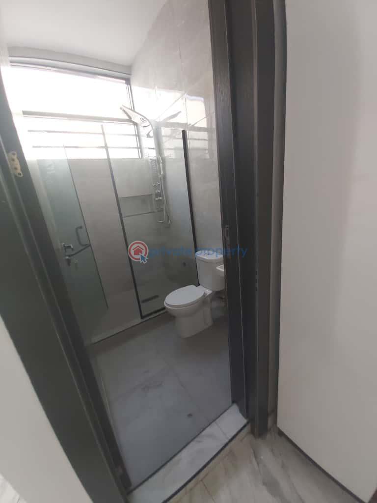 Luxurious 4 bedroom terrace duplex - 7 4 bedroom Terraced Duplex For Sale Ikota Lekki Phase 2 Lagos - 7