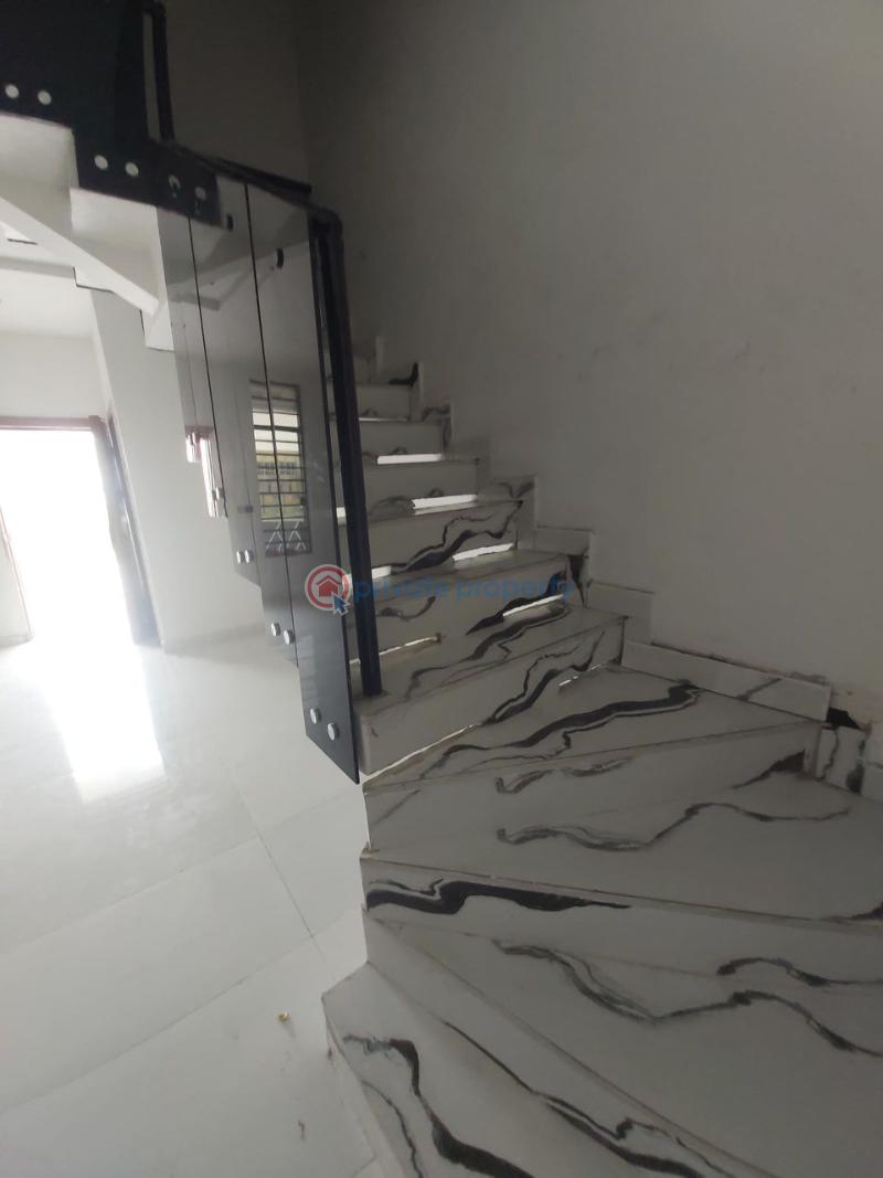 Luxurious 4 bedroom terrace duplex - 10 4 bedroom Terraced Duplex For Sale Ikota Gra Lekki Phase 2 Lagos - 10