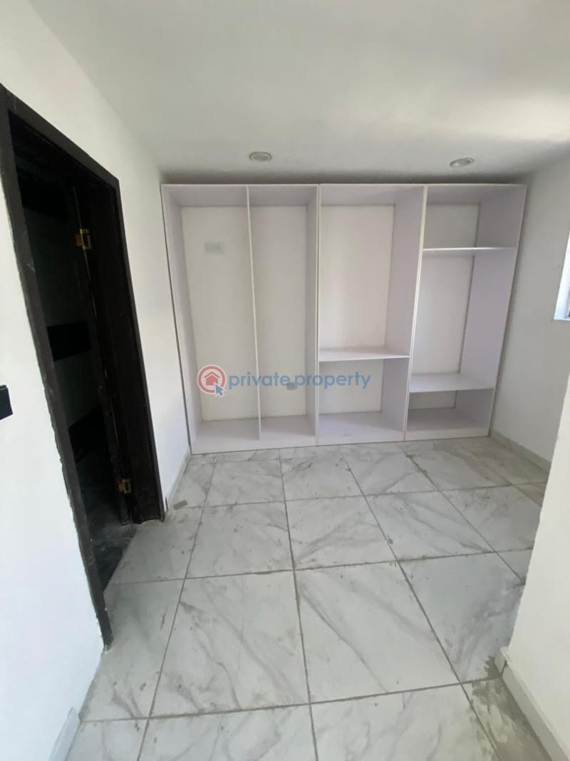 4 bedroom Terraced Duplex For Sale Lekki Phase 1 Lagos - 5