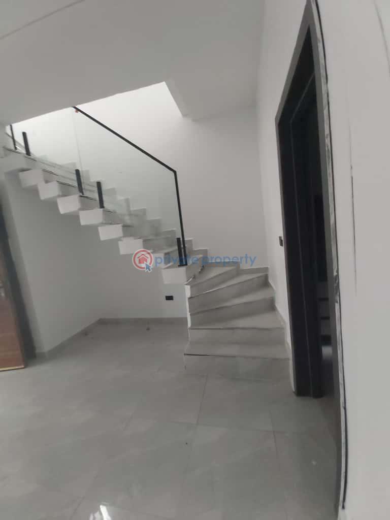 Luxurious 4 bedroom terrace duplex - 6 4 bedroom Terraced Duplex For Sale Ikota Lekki Phase 2 Lagos - 6