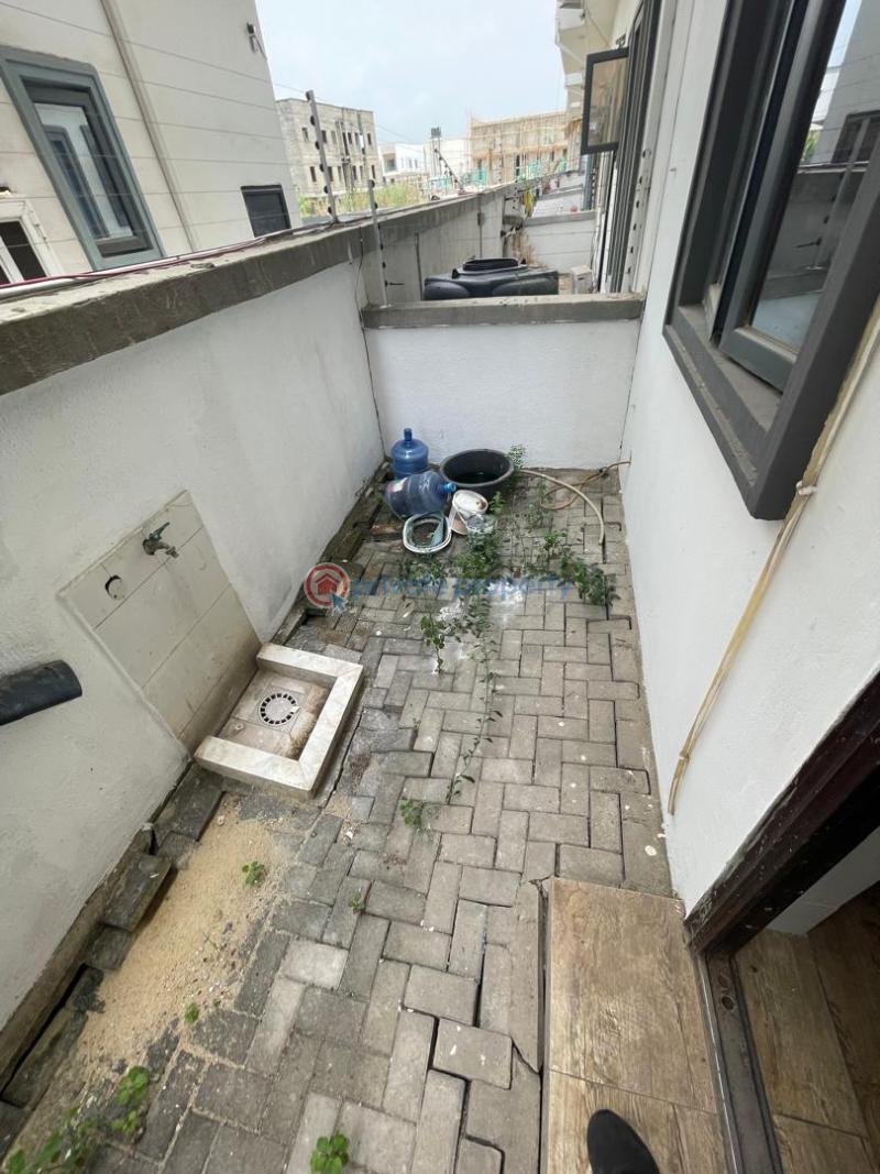 4 bedroom Terraced Duplex For Sale Ikota Lekki Phase 2 Lagos - 13