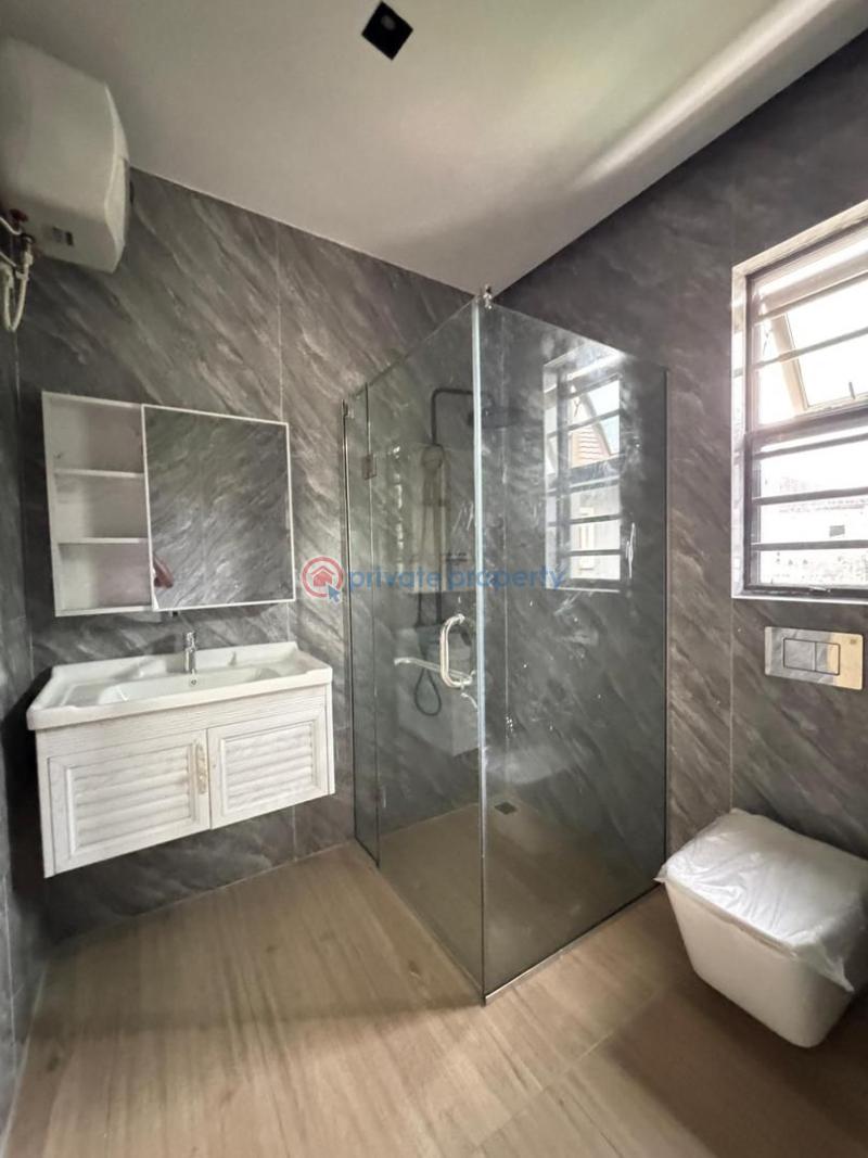 Luxurious 4 bedroom terrace duplex with bq - 14 4 bedroom Terraced Duplex For Sale Gbagada Lagos - 14