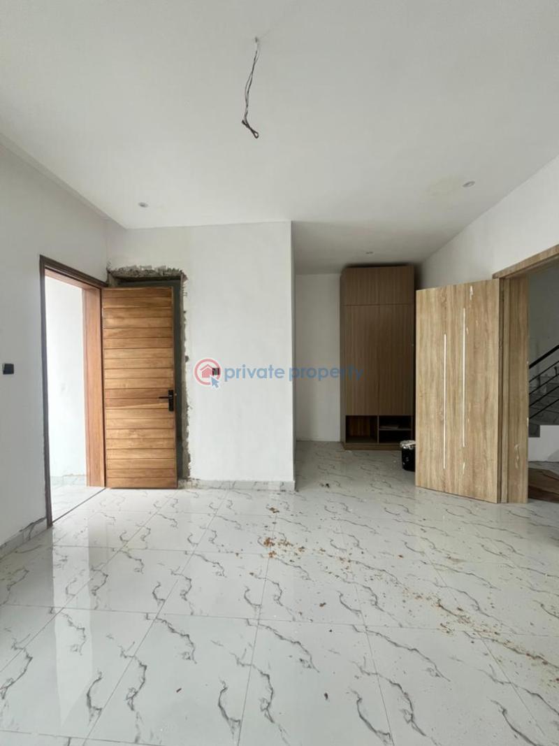 Luxurious 4 bedroom terrace duplex with bq - 6 4 bedroom Terraced Duplex For Sale Orchid Lekki Lagos - 6