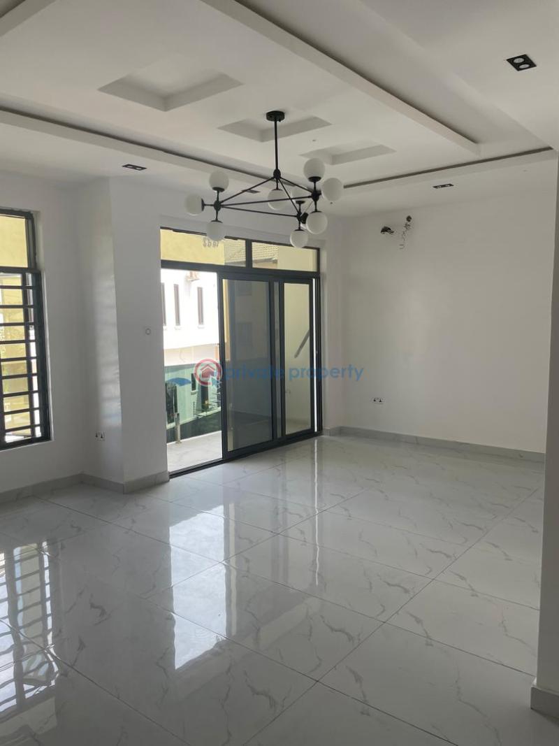 4 bedroom Terraced Duplex For Rent Thomas Estate Lekki Phase 2 Lagos - 2