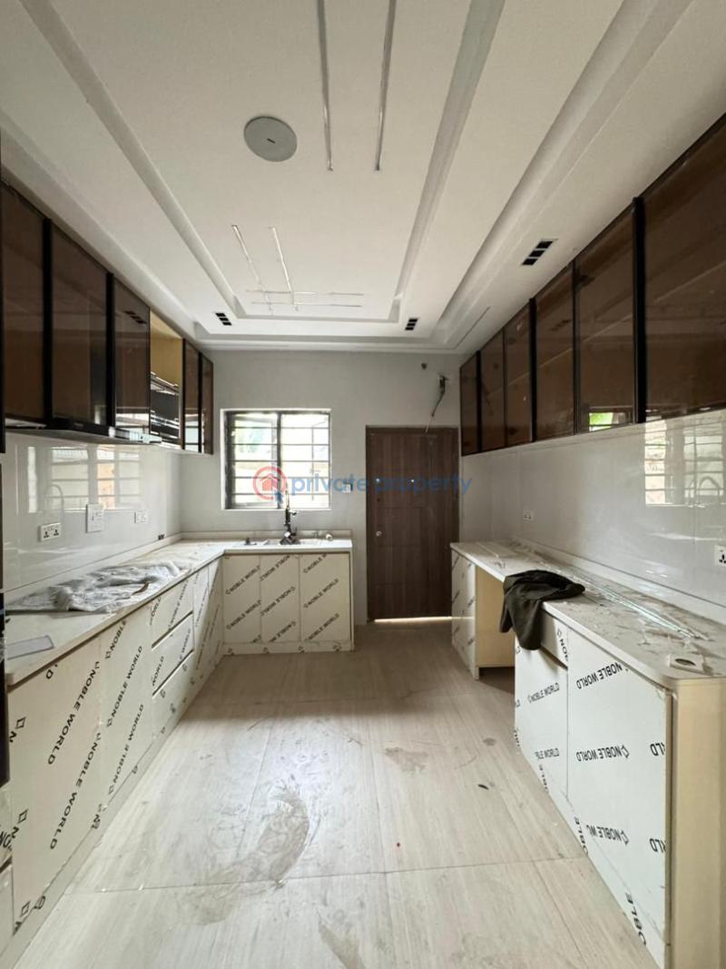 Luxurious 4 bedroom terrace duplex with bq - 12 4 bedroom Terraced Duplex For Sale Gbagada Lagos - 12