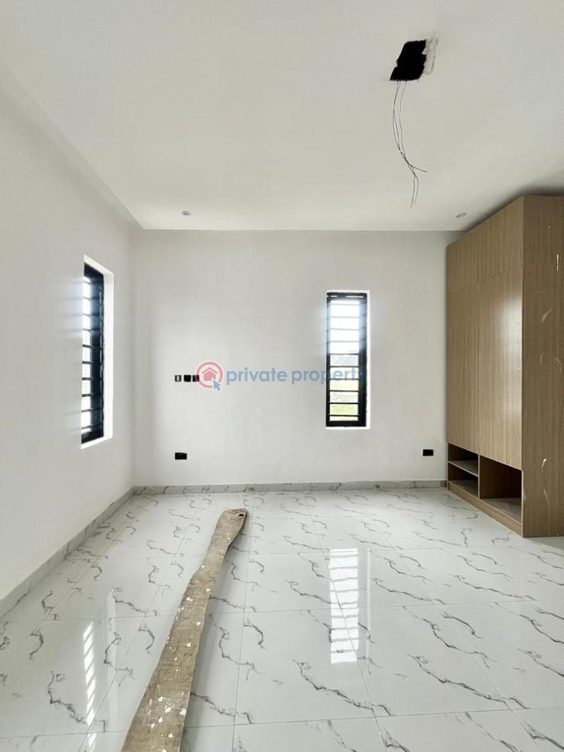 Luxurious 4 bedroom terrace duplex with bq - 8 4 bedroom Terraced Duplex For Sale Orchid Lekki Lagos - 8
