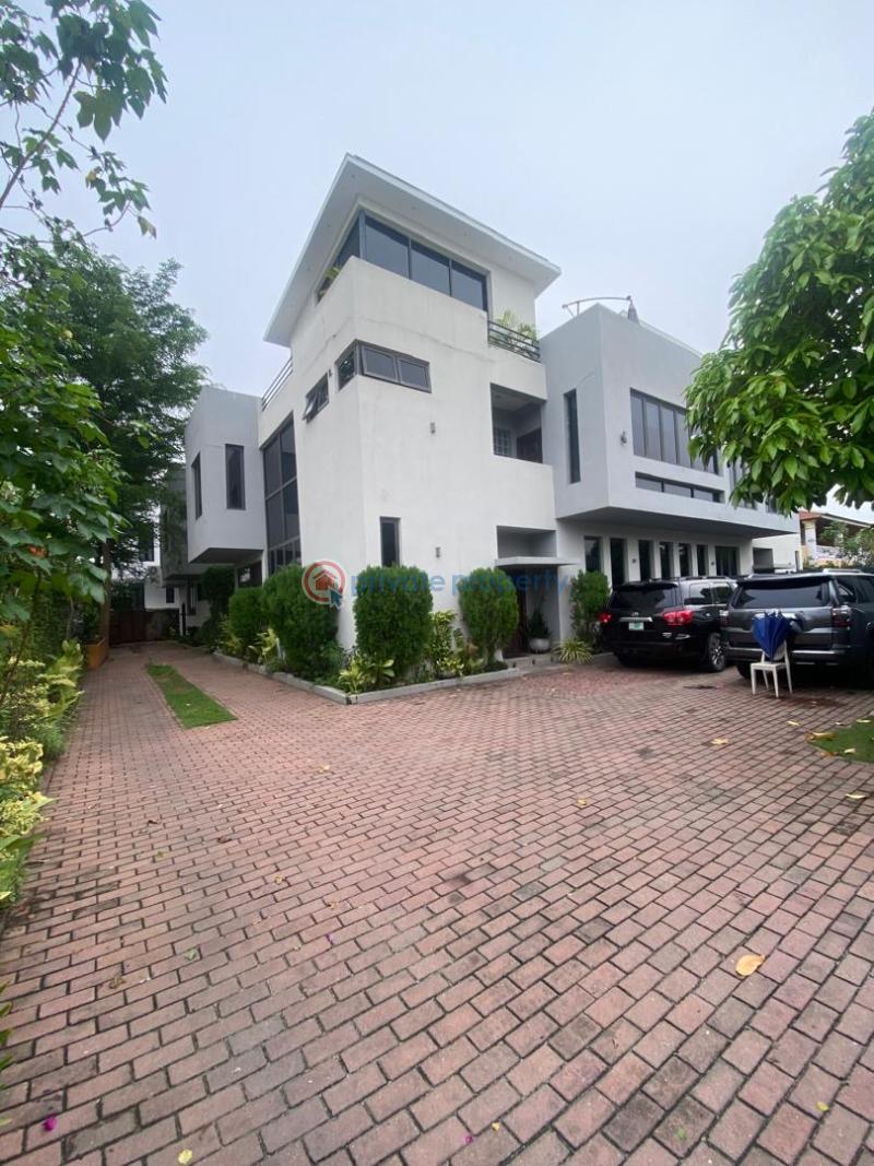 4 bedroom Townhouse For Rent Lekki Phase 1 Lekki Lagos - 0