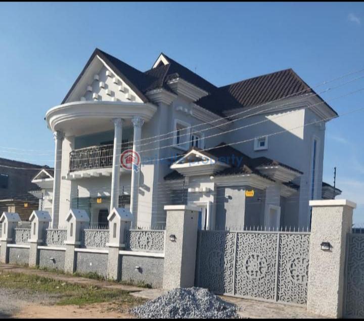 4 bedroom Duplex For Sale Along Leisure Court Estate. Lugbe Abuja Phase 4 