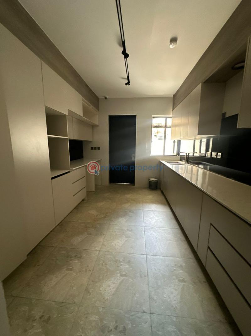 Luxurious 4 bedrooms terrace - 14 5 bedroom Terraced Duplex For Sale Guzape Abuja Phase 1  - 14