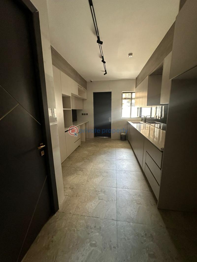 Luxurious 4 bedrooms terrace - 15 5 bedroom Terraced Duplex For Sale Guzape Abuja Phase 1  - 15