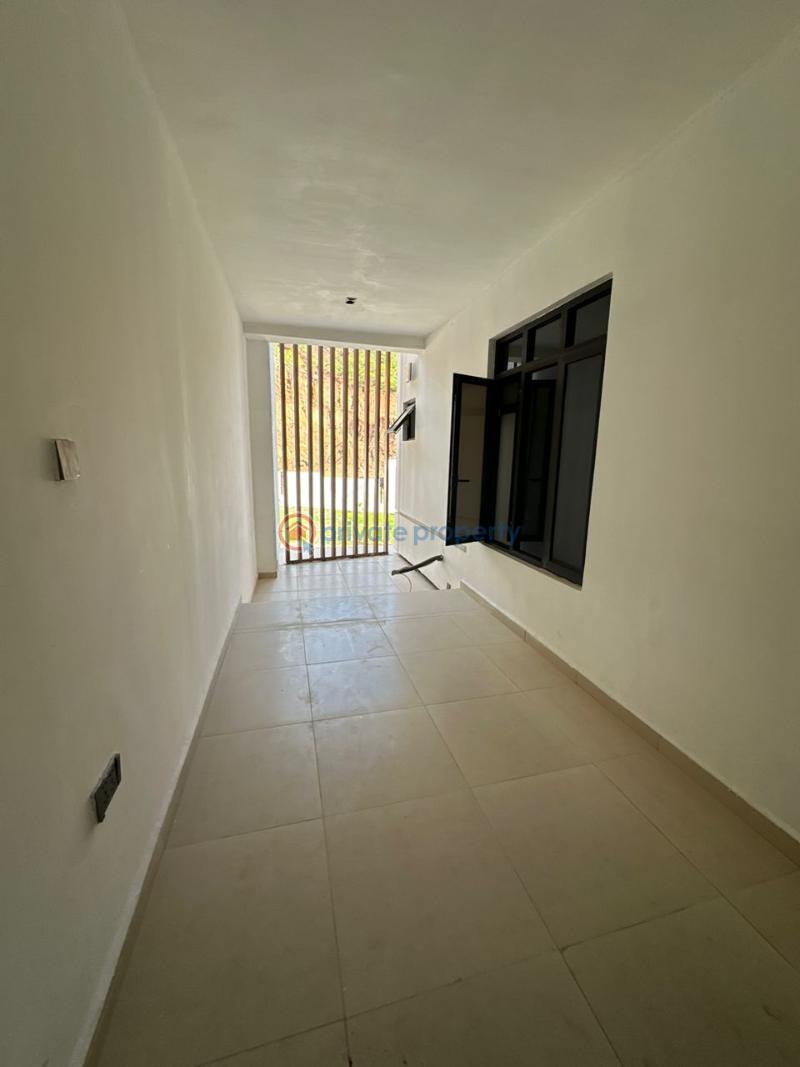 Luxurious 4 bedrooms terrace - 9 5 bedroom Terraced Duplex For Sale Guzape Abuja Phase 1  - 9