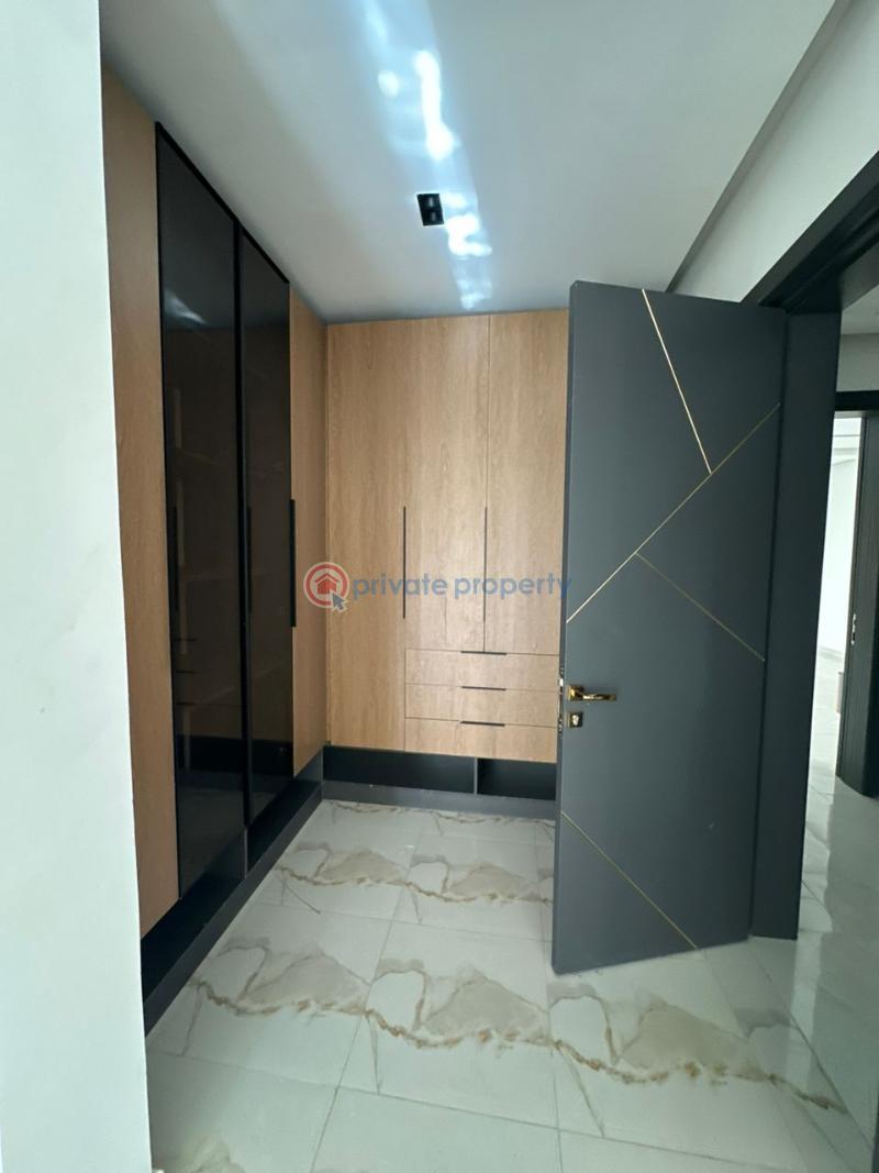 Luxurious 4 bedrooms terrace - 1 5 bedroom Terraced Duplex For Sale Guzape Abuja Phase 1  - 1