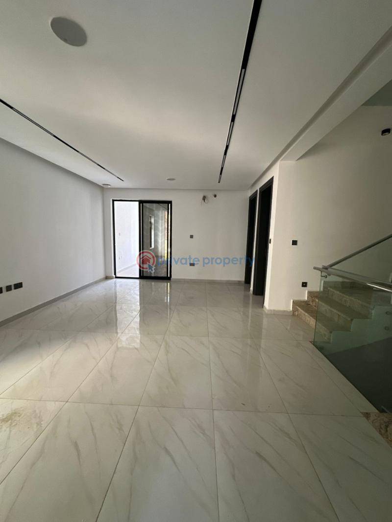Luxurious 4 bedrooms terrace - 11 5 bedroom Terraced Duplex For Sale Guzape Abuja Phase 1  - 11