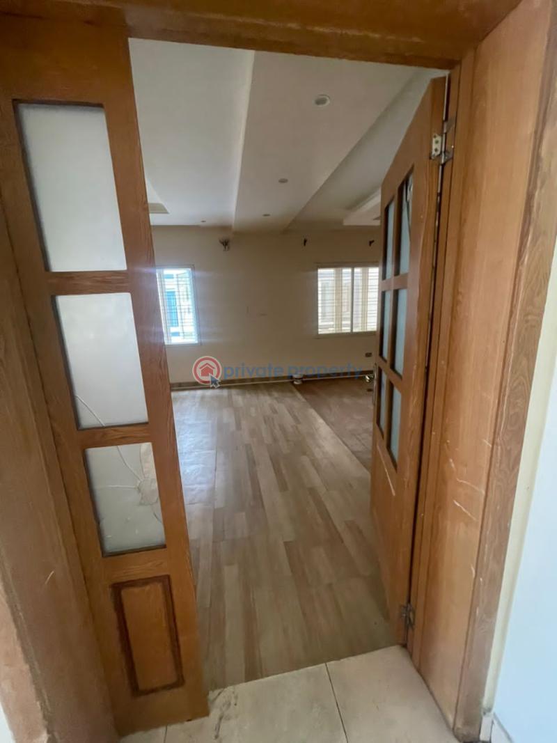 Luxurious 4bedroom detached - 6 4 bedroom Detached Duplex For Rent Pinnock Estate Osapa Lekki Lagos - 6