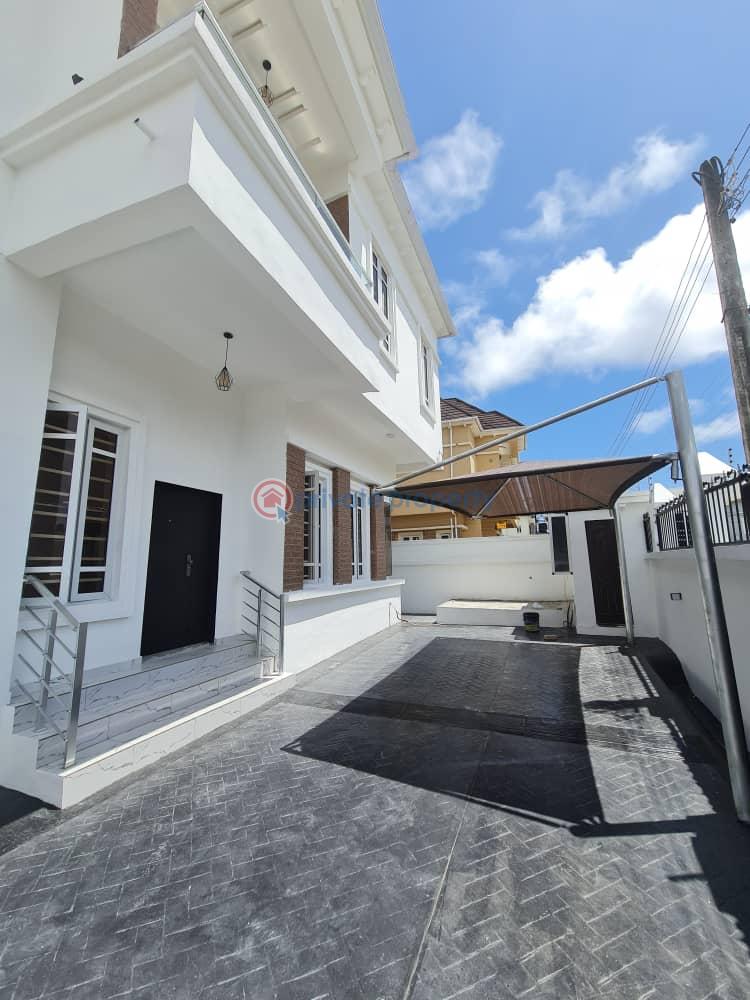 Luxurious 4 bedroom - 12 4 bedroom Detached Duplex For Sale Mega Mound Ikota Lekki Lagos - 12
