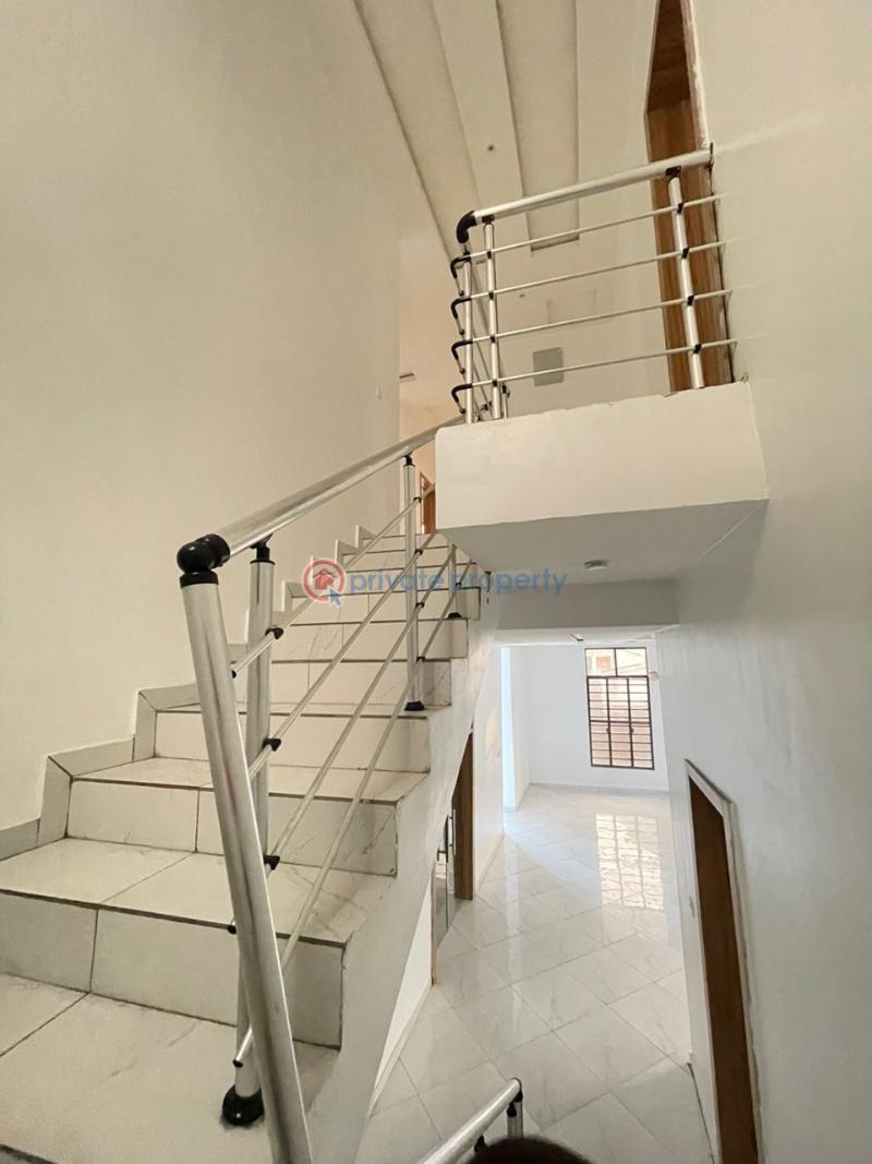 Luxurious 4bedroom fully detached duplex - 6 4 bedroom Detached Duplex For Sale Orchid In A Nice Estate Lekki Expressway Lagos - 6
