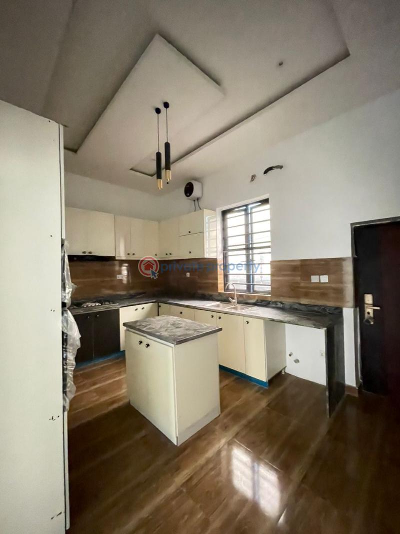 Luxurious 4bedroom fully detached duplex - 4 4 bedroom Detached Duplex For Sale Orchid In A Nice Estate Lekki Expressway Lagos - 4
