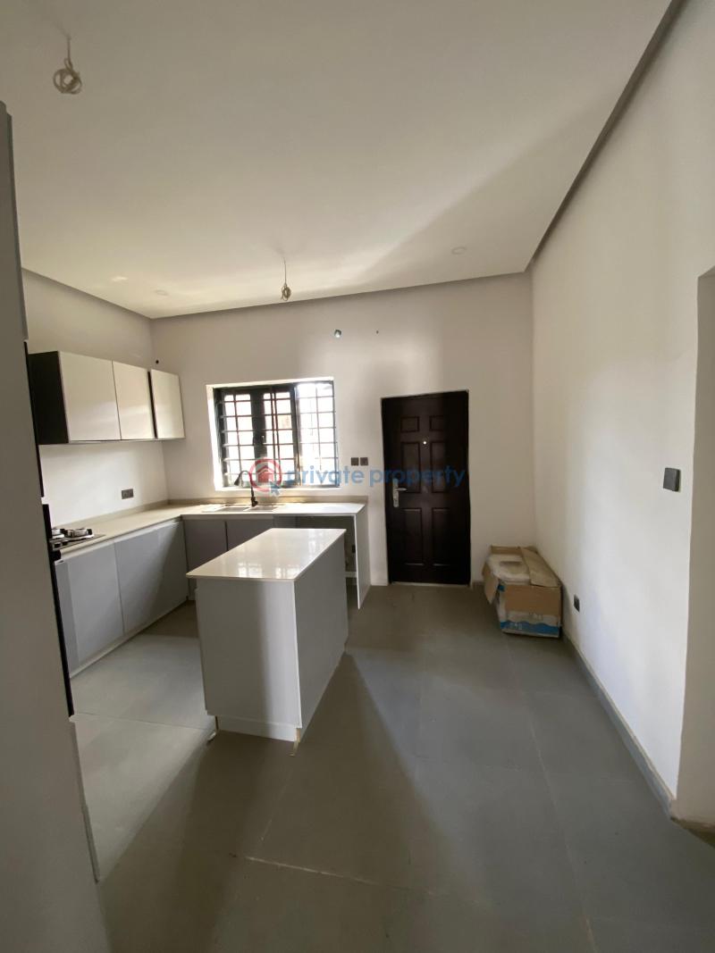 4 bedroom Terraced Duplex For Rent Royal Palms Court Thomas Estate Ajah Lagos - 7