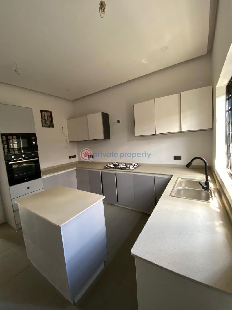 4 bedroom Terraced Duplex For Rent Royal Palms Court Thomas Estate Ajah Lagos - 9