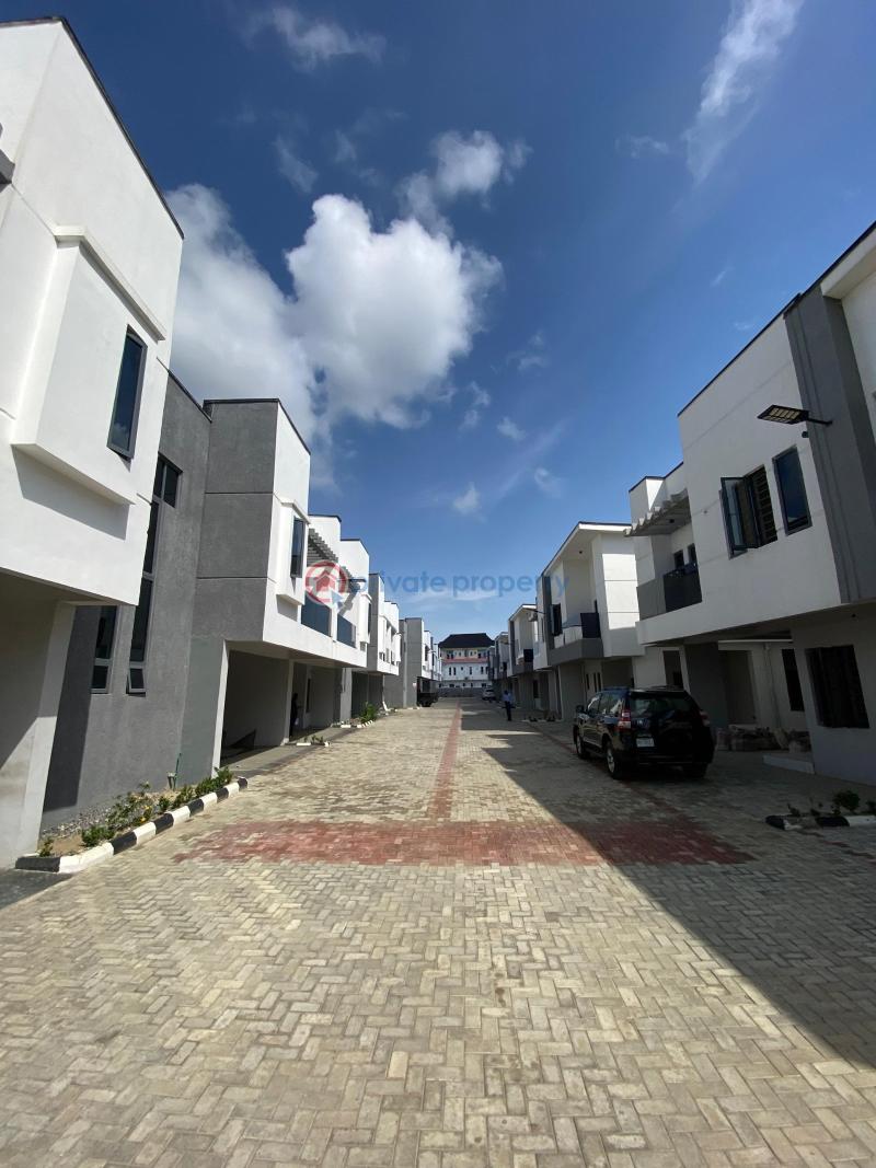 4 bedroom Terraced Duplex For Rent Royal Palms Court Thomas Estate Ajah Lagos - 2