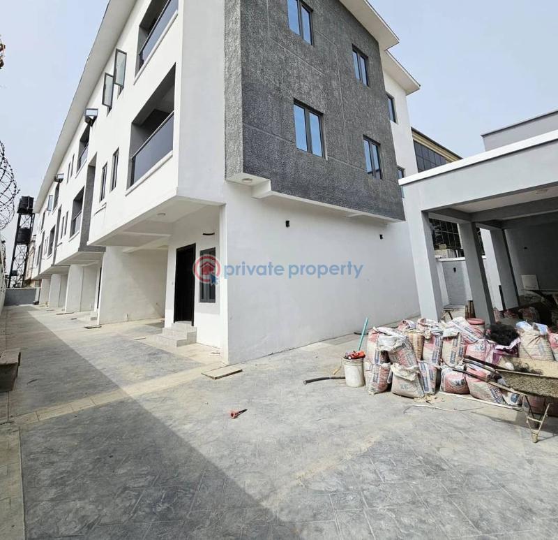 Luxurious 4bedroom terrace - 2 4 bedroom Terraced Duplex For Sale Lekki Phase 1 Lagos - 2