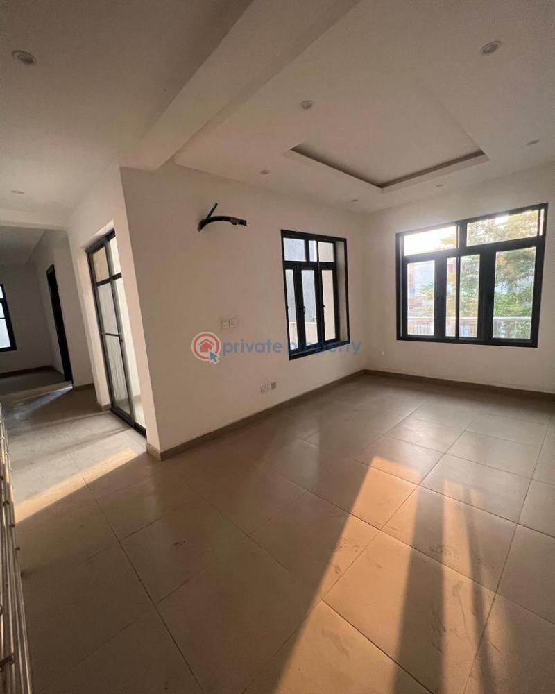 Luxurious 4bedroom terrace - 1 4 bedroom Detached Duplex For Sale Chevron Drive Lekki Lagos - 1
