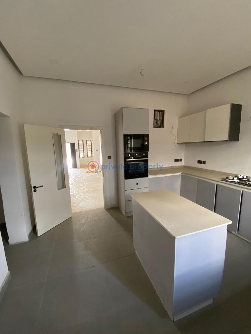 4 bedroom Terraced Duplex For Rent Royal Palms Court Thomas Estate Ajah Lagos - 13