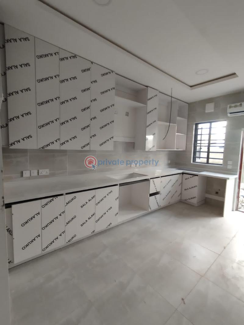 4 bedroom Terraced Duplex For Rent Oniru Victoria Island Lagos - 10