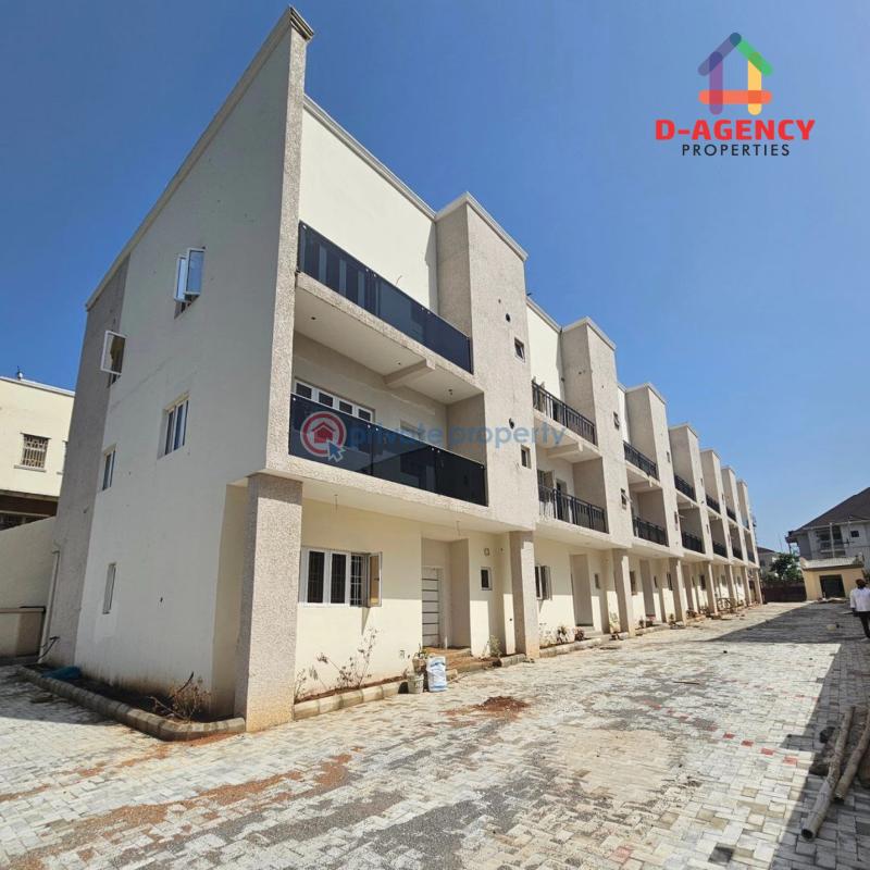 4 bedroom Terraced Duplex For Sale Jahi Abuja Phase 2  - 3