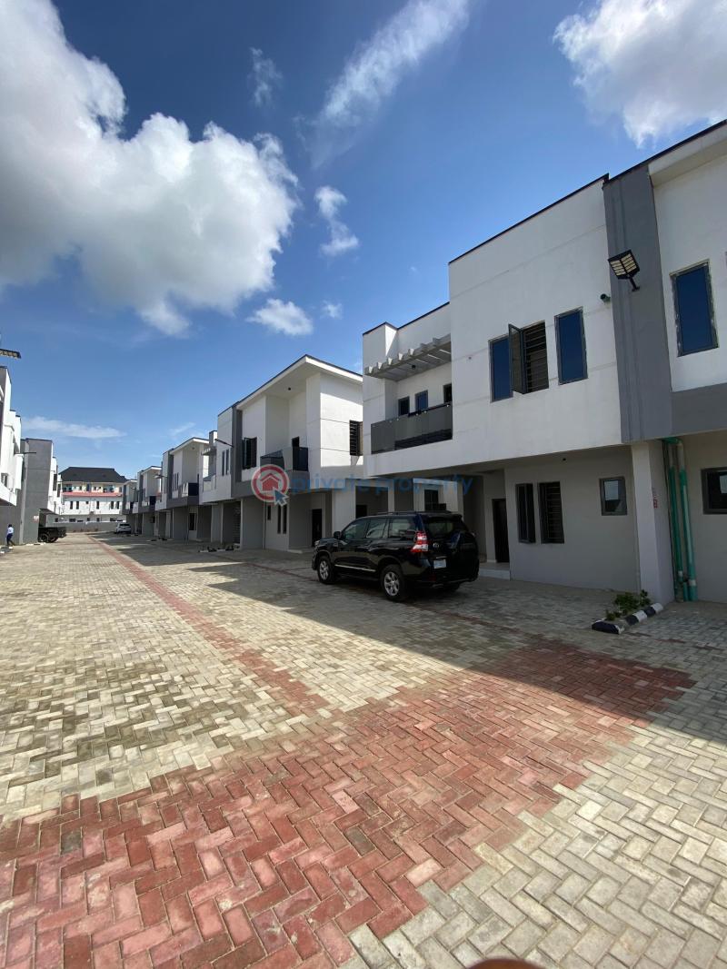 4 bedroom Terraced Duplex For Rent Royal Palms Court Thomas Estate Ajah Lagos - 3