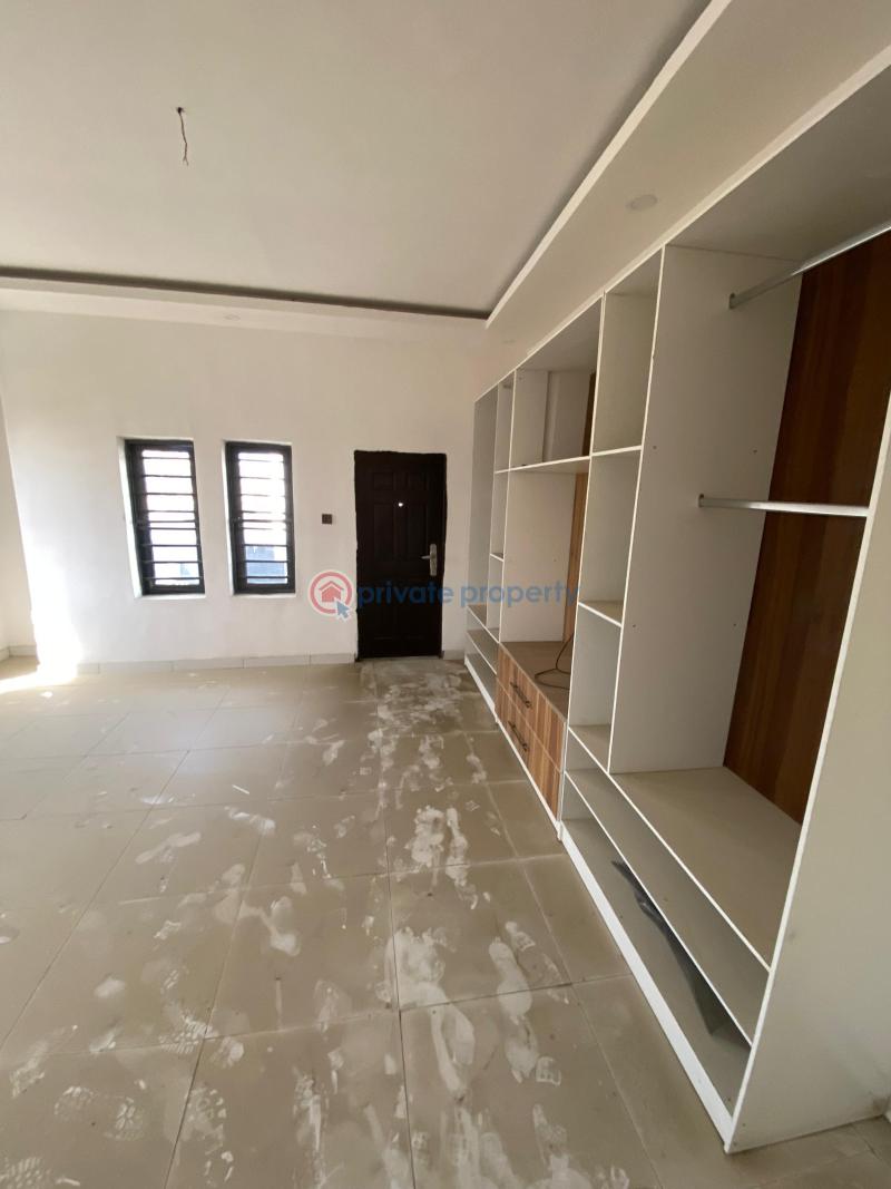 4 bedroom Terraced Duplex For Rent Royal Palms Court Thomas Estate Ajah Lagos - 4