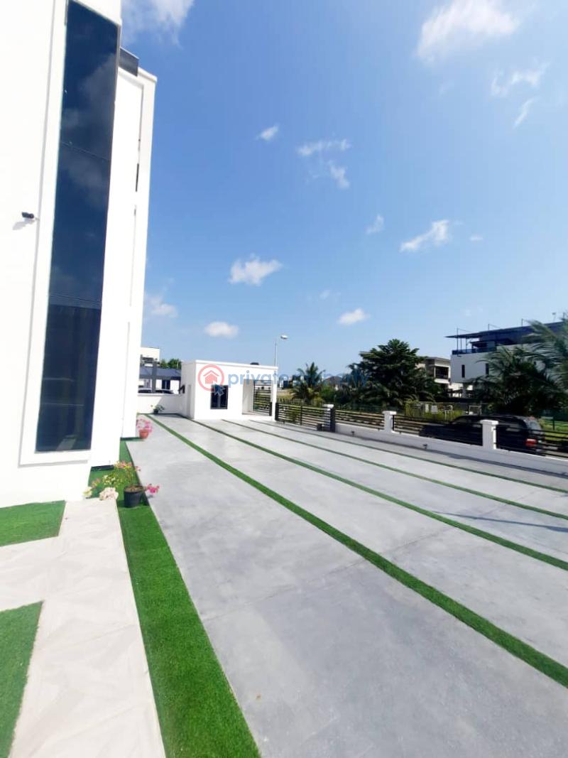 Luxurious 5 bdrm duplex in a good area - 0 5 bedroom Detached Duplex For Sale Osapa Lekki Lagos - 0