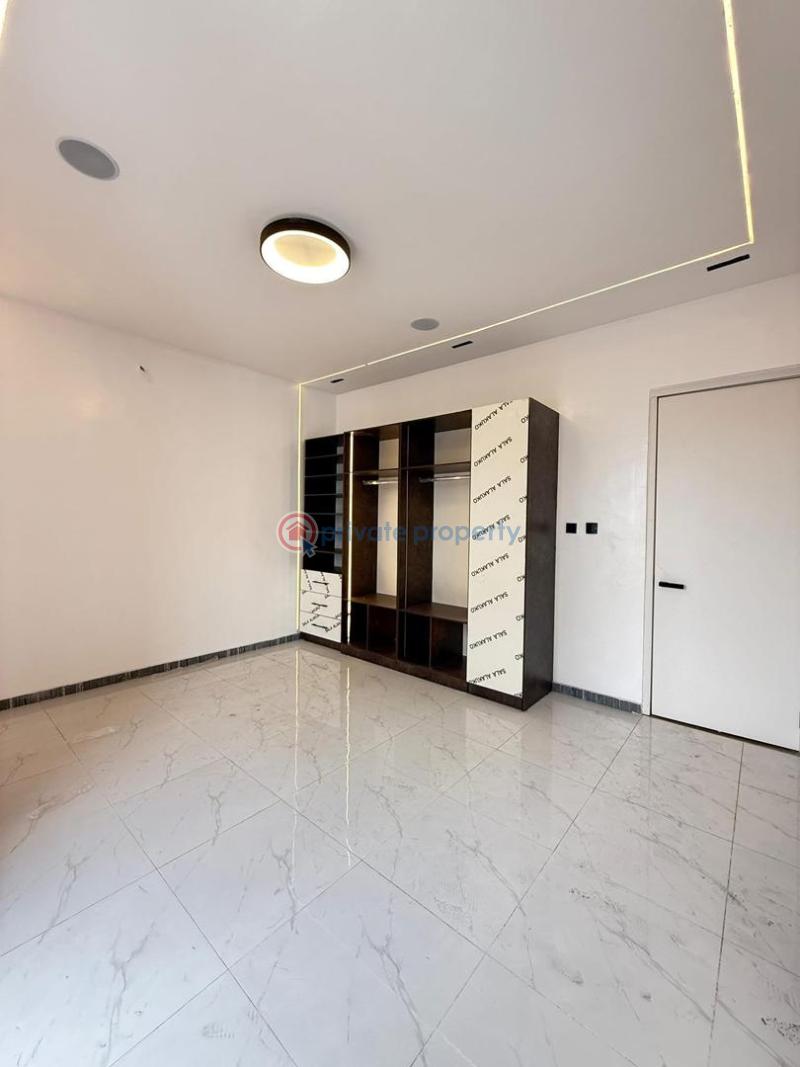 Luxurious 5 bdrm duplex in a serene environment - 9 5 bedroom Semi detached Duplex For Sale Osapa Lekki Lagos - 9