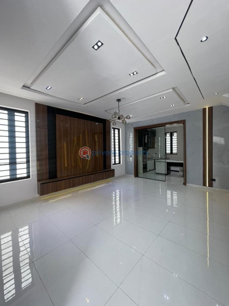 5 bedroom Detached Duplex For Sale Ajah Lekki Phase 2 Lagos - 1