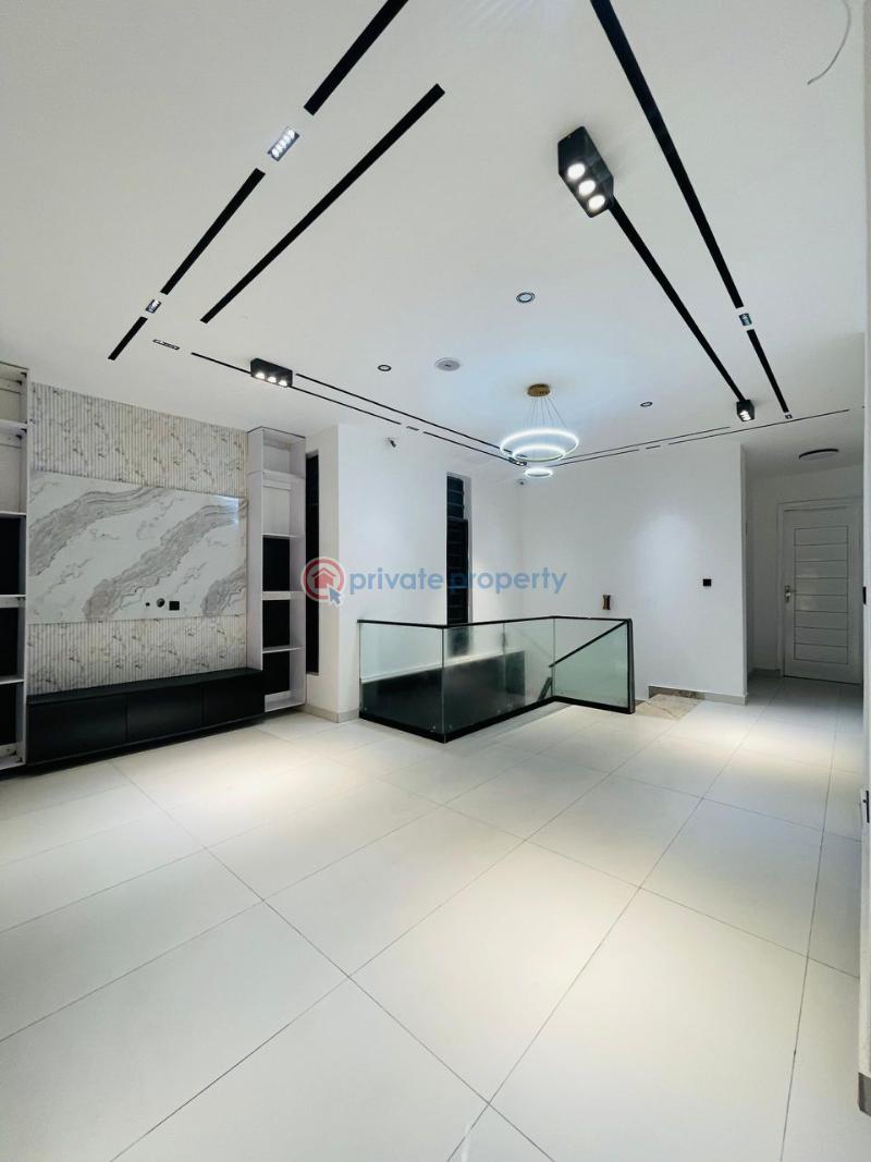 5 bedroom Detached Duplex For Sale Chevron Lekki Phase 2 Lagos - 3